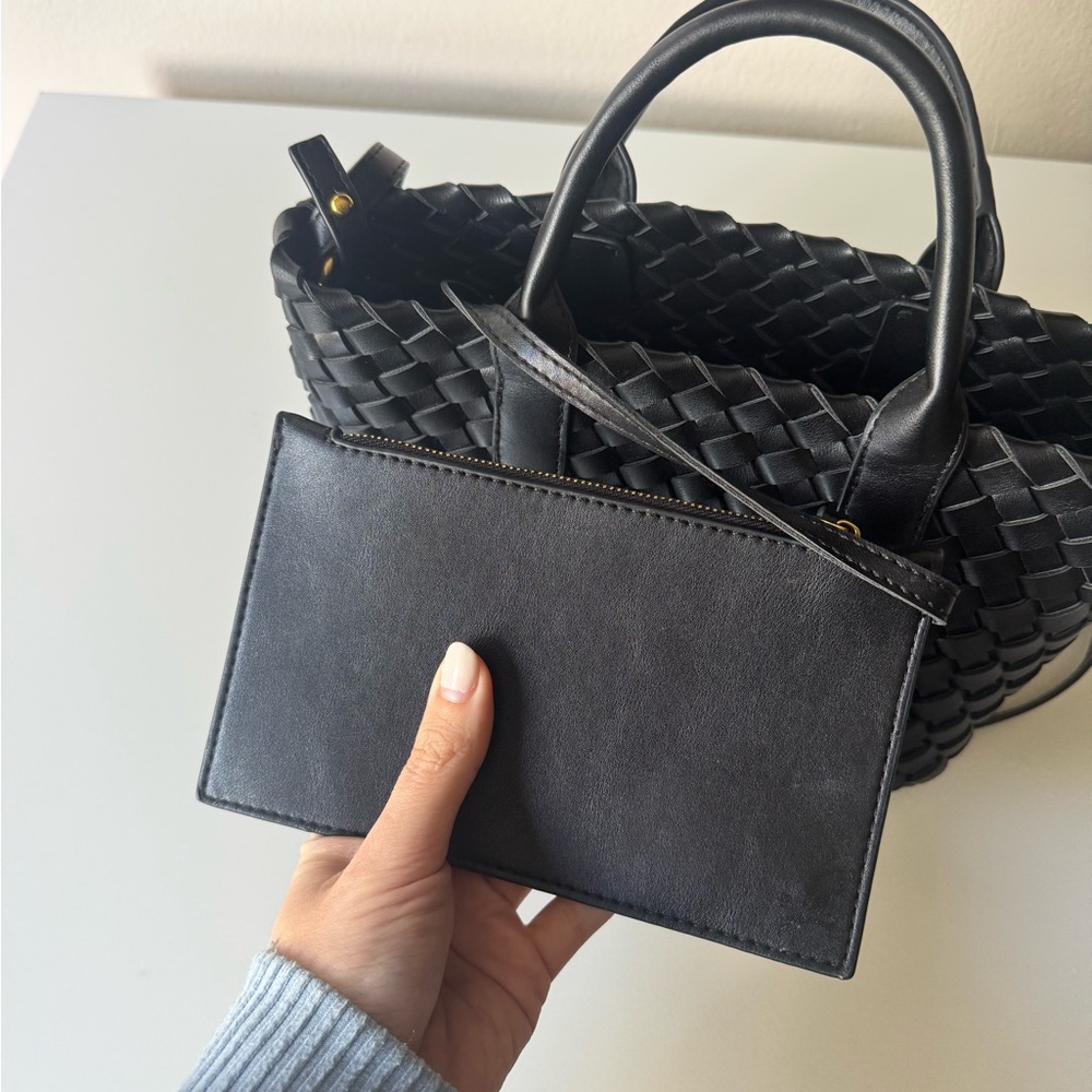 Black Woven Vegan Leather Tote with Detachable Pouch - Picture 12 of 15